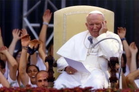 Święty Jan Paweł II w naszej pamięci